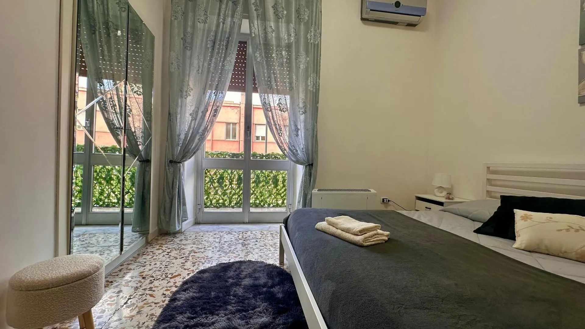 Green Heart House Naples Italy